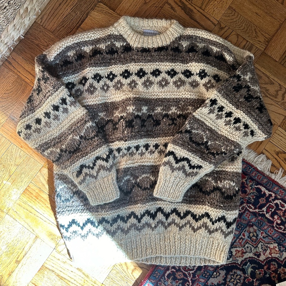 Nomadic Traders 100% Wool Sweater